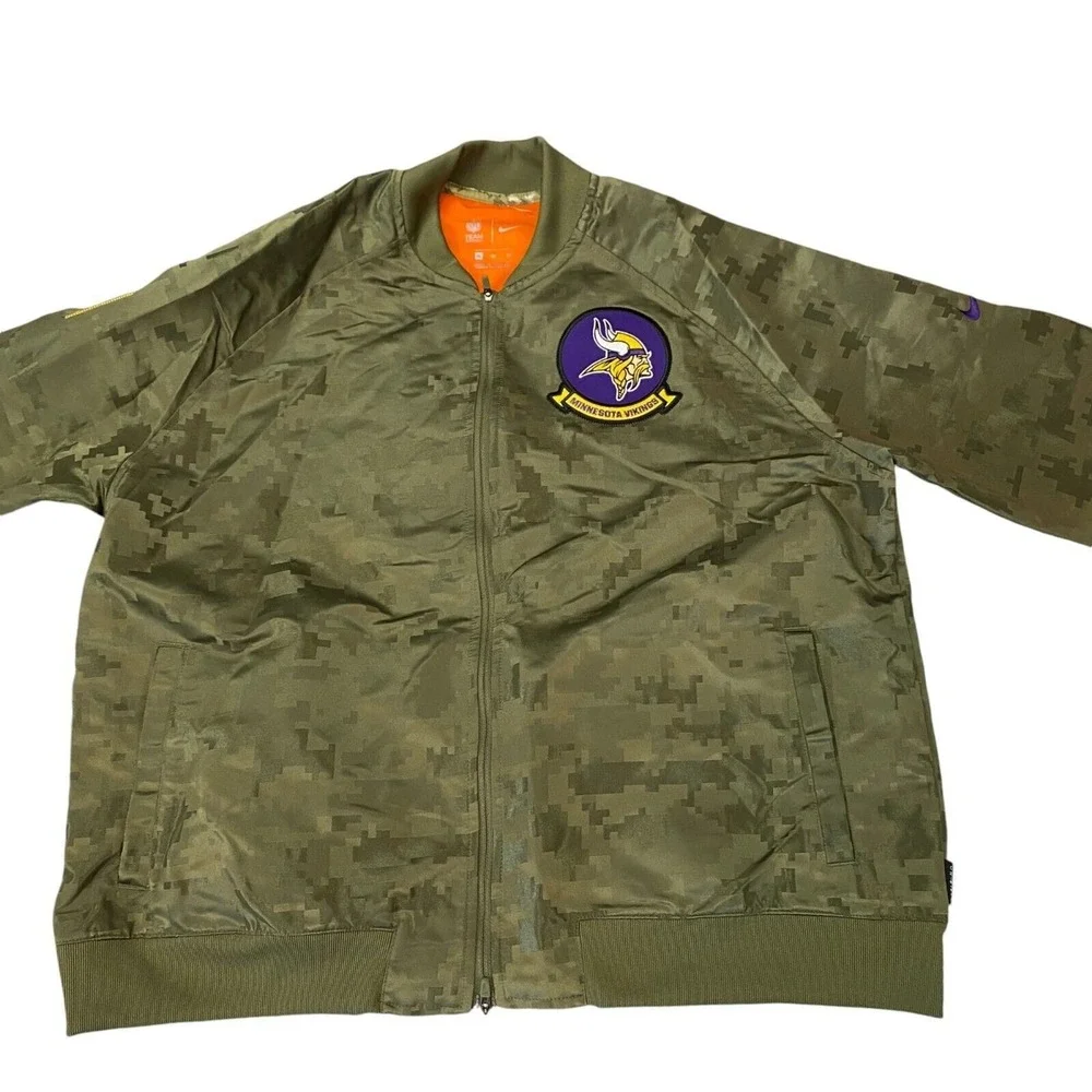 Nike Minnesota Vikings Kids XL Salute to Service Digital Camo Bomber Jacket